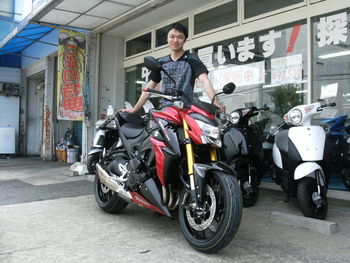 Sbs Fukuoka 当店のお客様 福岡市博多区にあるsbs Fukuoka Sbs福岡 です スズキをはじめとした国内4メーカーの新車 中古車取り扱いのバイクショップです
