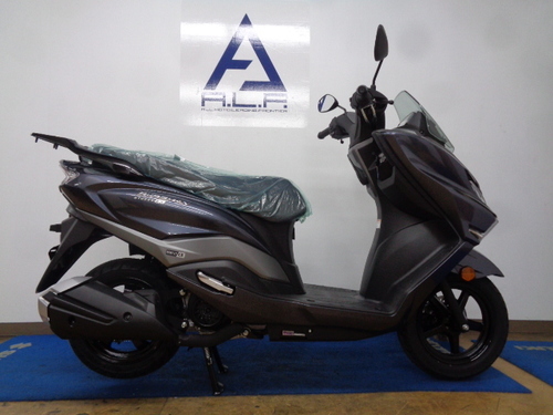 スズキ バーグマン125 (29.6万円)