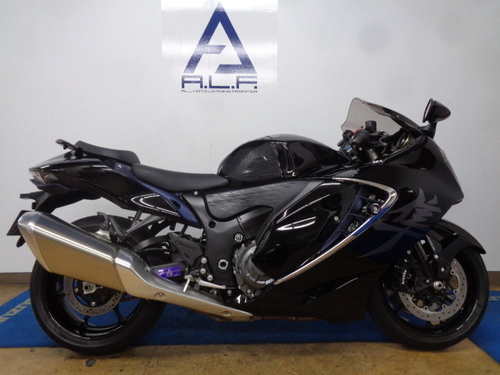 スズキ 隼 (192.5万円)