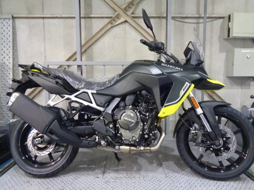 スズキ Vストローム800 (119.9万円)