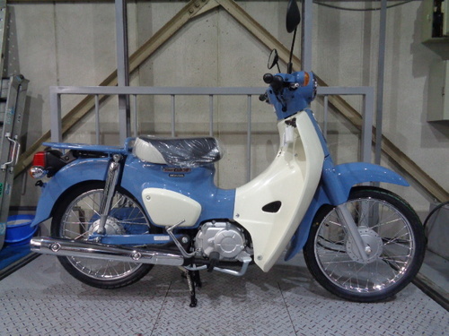 ホンダ スーパーカブ50 (29.7万円)