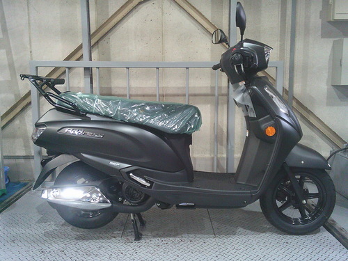 スズキ アドレス125