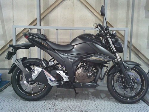 スズキ ジクサー250