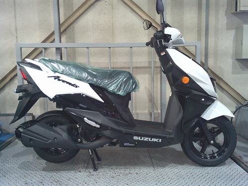 スズキ アヴェニス125