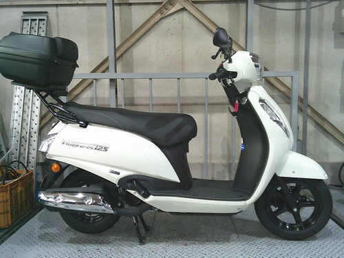 スズキ アドレス125