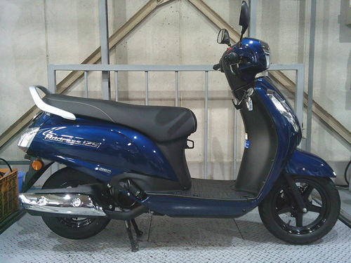スズキ アドレス125