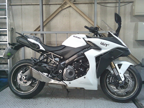 スズキ GSX-S1000GT