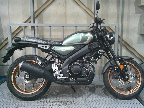 ヤマハ XSR155
