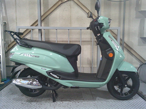 スズキ アドレス125 価格: ASK