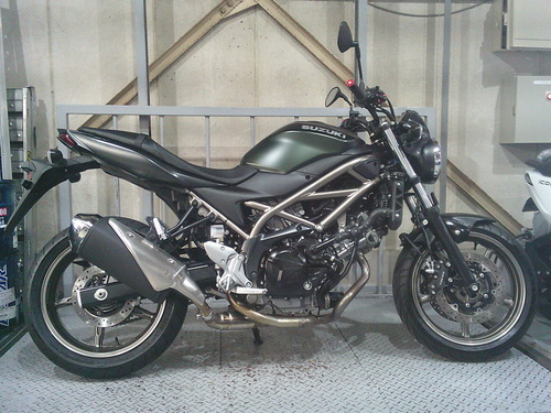 スズキ SV650 (75.9万円)