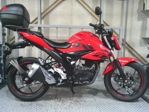 スズキ ジクサー150 (28.5万円)